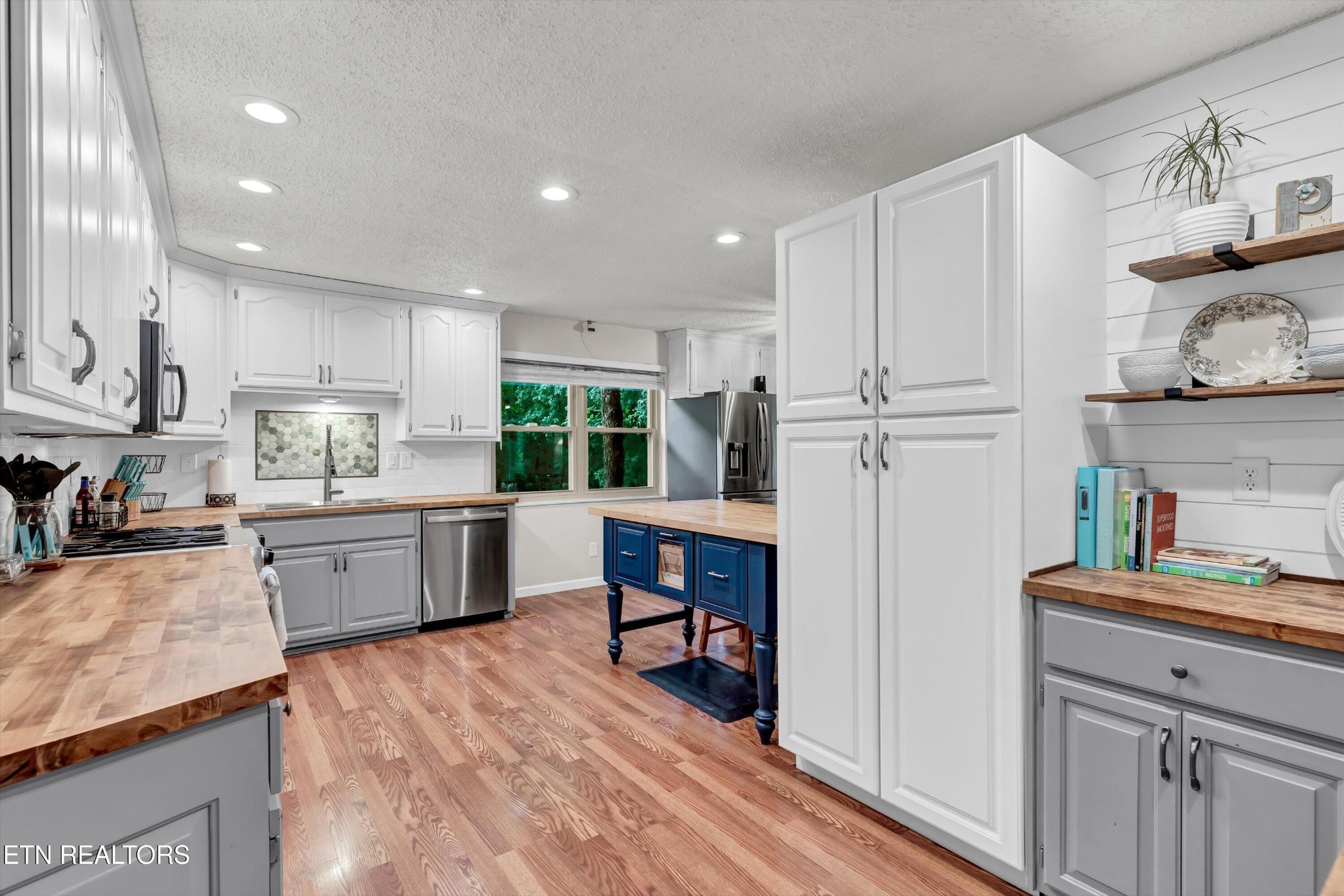 4452 Miser Station Road Friendsville, TN 37737 - Photo 9 of 60 Gallery Image 9