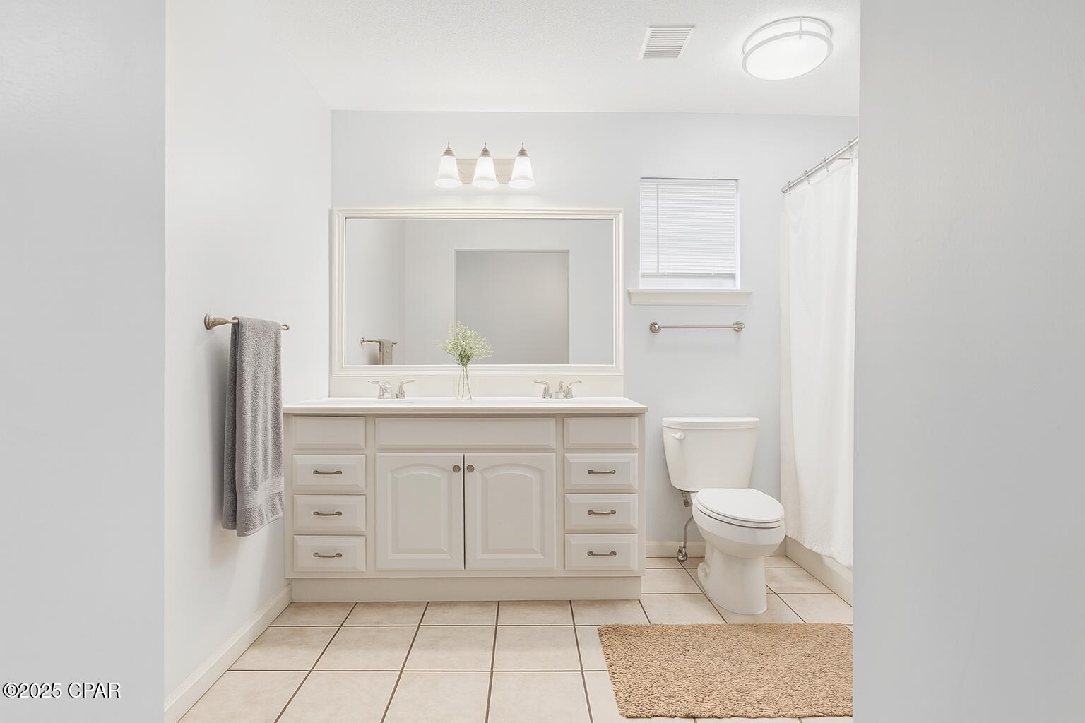 5604 Hale Circle Bascom, FL 32423 - Photo 4 of 9