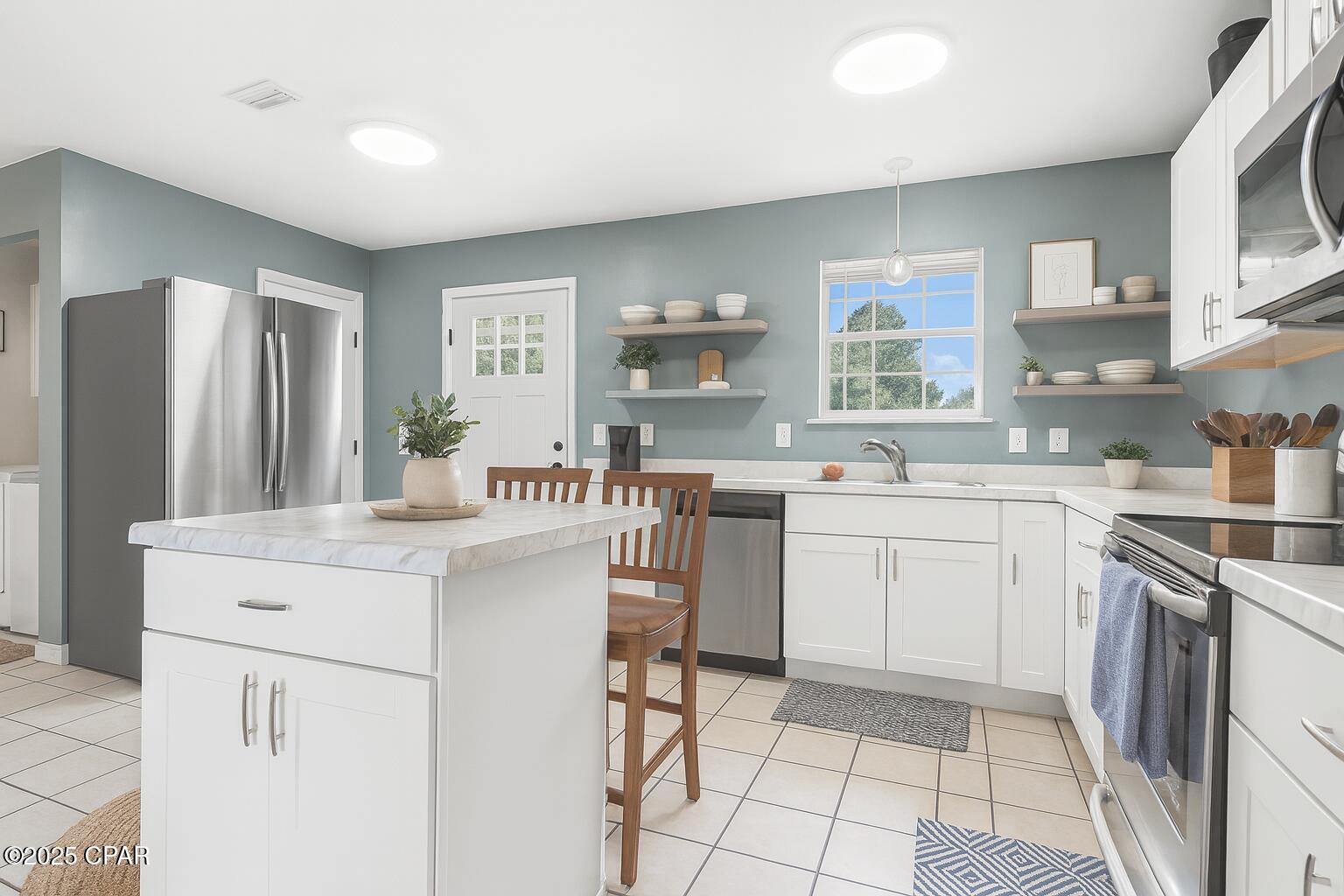 5604 Hale Circle Bascom, FL 32423 - Photo 5 of 9