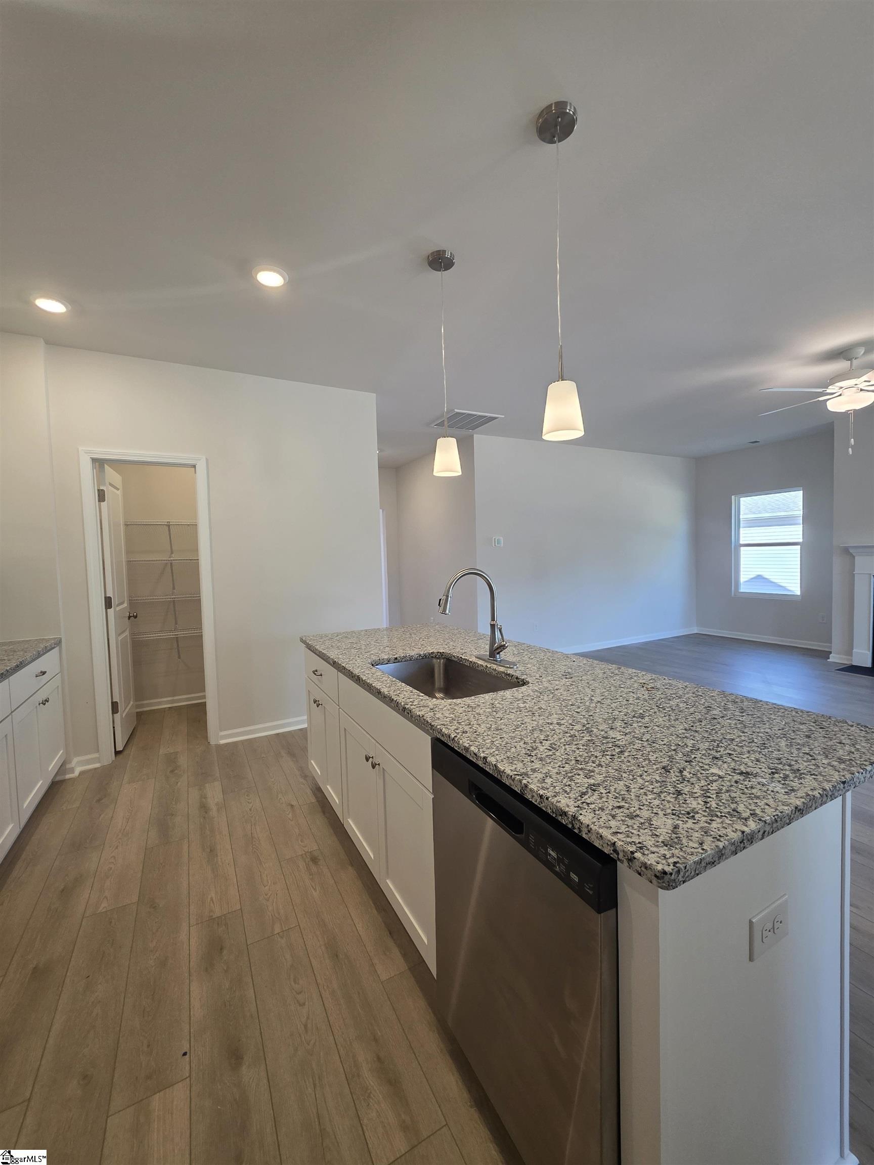 411 Dodger Avenue Chesnee, SC 29323 - Photo 15 of 35 Kitchen