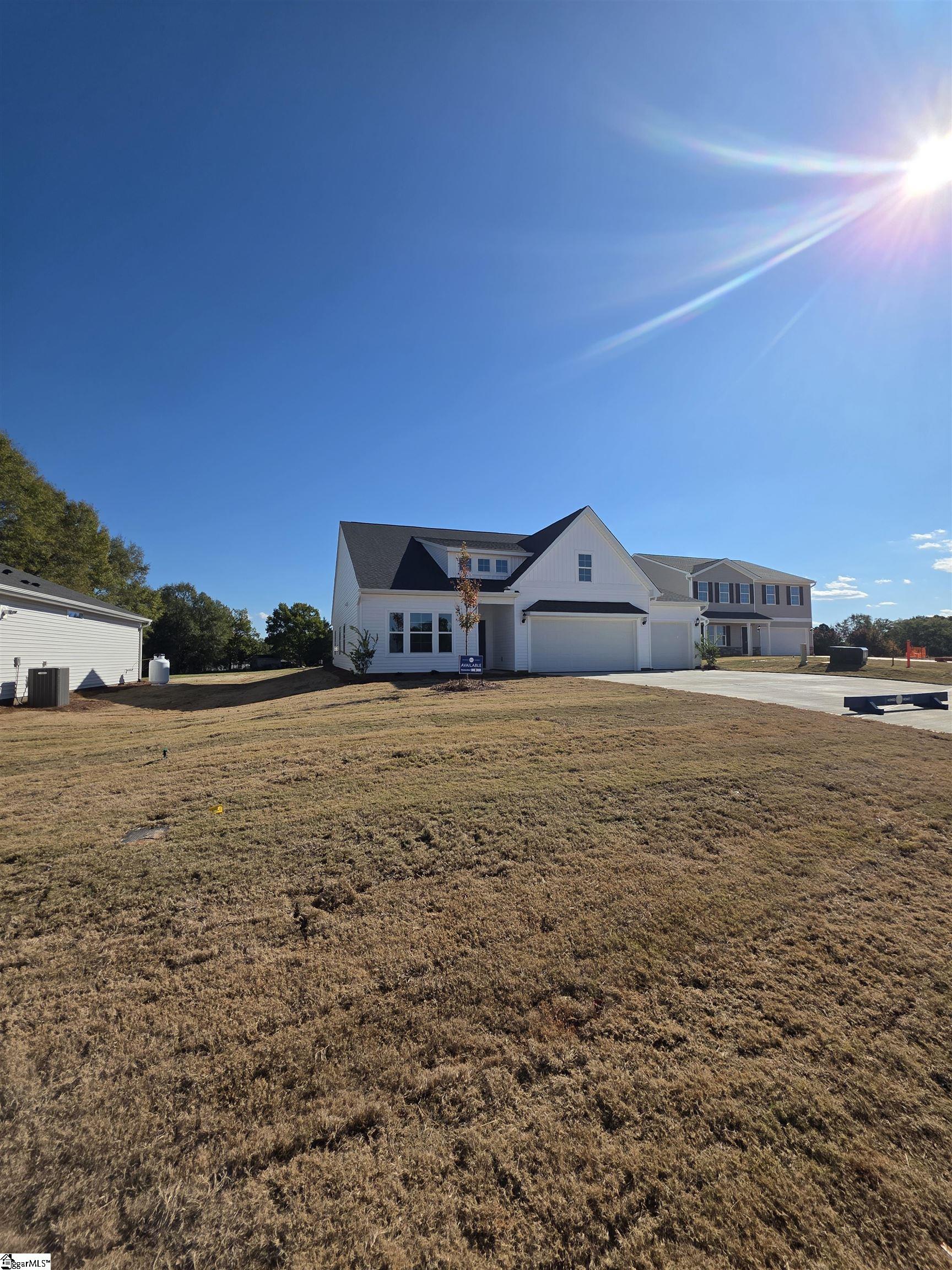 411 Dodger Avenue Chesnee, SC 29323 - Photo 3 of 35