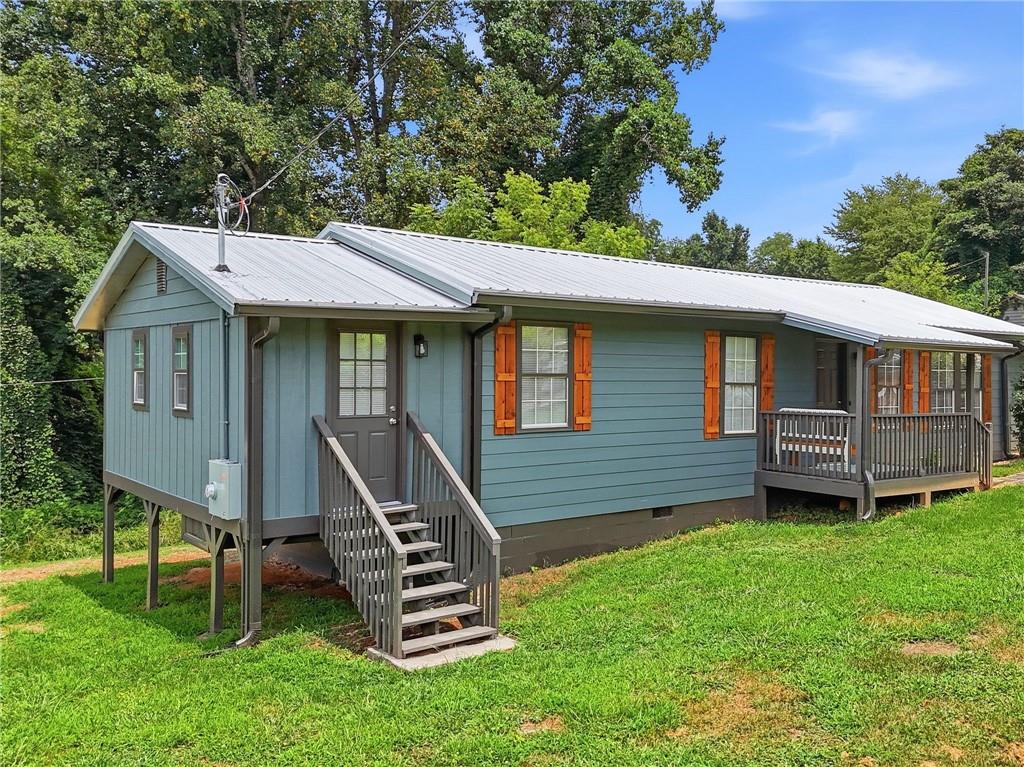 165 Cherokee Avenue Nelson, GA 30151 - Photo 2 of 52