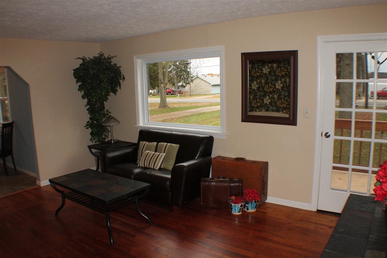 12075 Jefferson Road Mishawaka, IN 46545 - Photo 10 of 26 Gallery Image 10