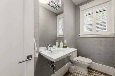 $2,999,000 | 34 Dwight Street, Unit 1, Boston, MA 02118