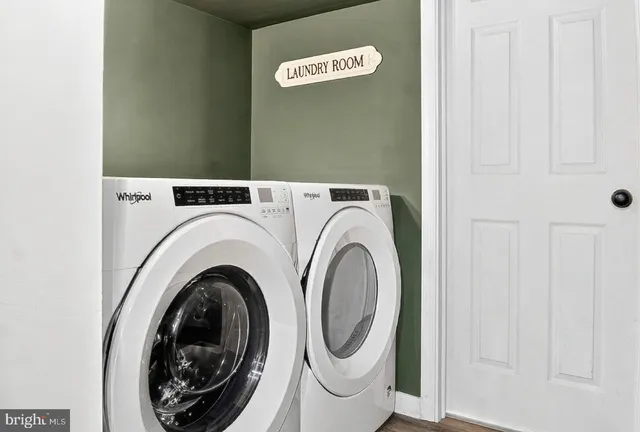 $369,900 | 9263 East Springfield Road, Seven Valleys, PA 17360