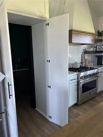 $625,000 | 576 East 47th Highway, Girard, KS 66743