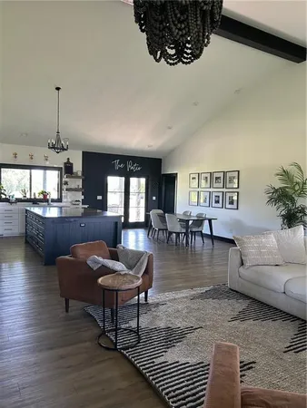 $625,000 | 576 East 47th Highway, Girard, KS 66743