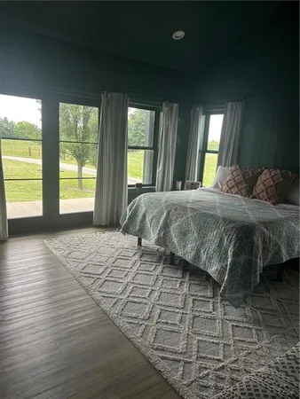 $625,000 | 576 East 47th Highway, Girard, KS 66743