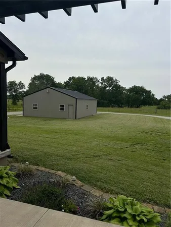 $625,000 | 576 East 47th Highway, Girard, KS 66743