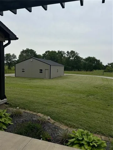 $625,000 | 576 East 47th Highway, Girard, KS 66743