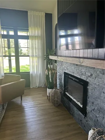 $625,000 | 576 East 47th Highway, Girard, KS 66743