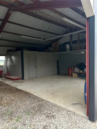 $625,000 | 576 East 47th Highway, Girard, KS 66743