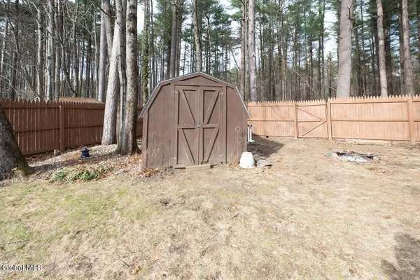 $285,000 | 70 Pepper Bush Place, Ballston Spa, NY 12020