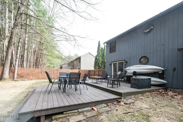 $285,000 | 70 Pepper Bush Place, Ballston Spa, NY 12020