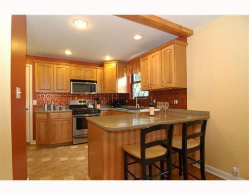 768 Scott Road Pittsburgh, PA 15228 - Photo 3 of 8 Kitchen.