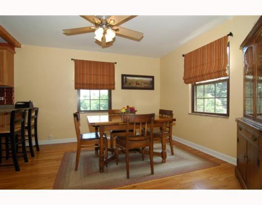 768 Scott Road Pittsburgh, PA 15228 - Photo 4 of 8 Dining Room.