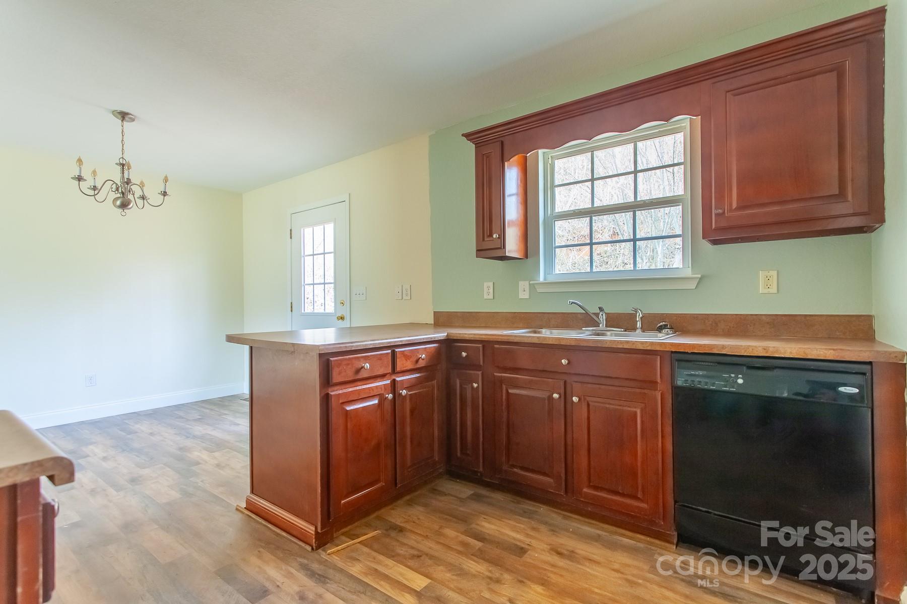 42 Leonard Davis Road Robbinsville, NC 28771 - Photo 18 of 45 Gallery Image 18