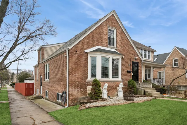 $443,000 | 3067 North Neva Avenue, Chicago, IL 60634