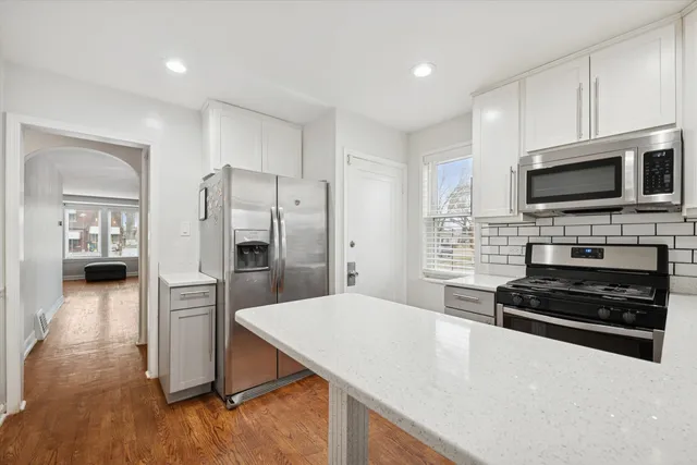 $443,000 | 3067 North Neva Avenue, Chicago, IL 60634