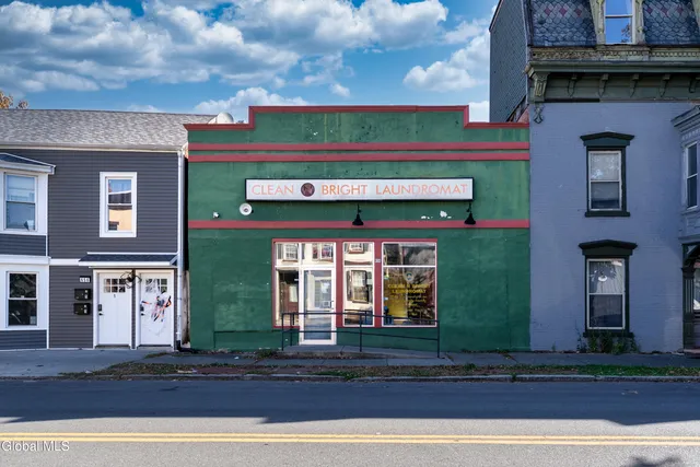 $275,000 | 654 2nd Avenue, Troy, NY 12182