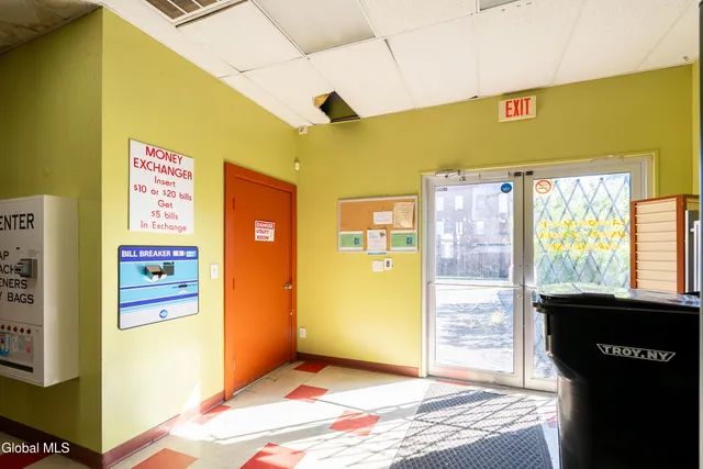 $275,000 | 654 2nd Avenue, Troy, NY 12182