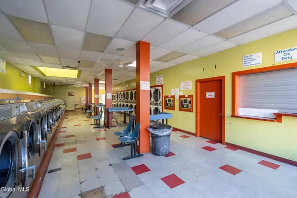 $275,000 | 654 2nd Avenue, Troy, NY 12182