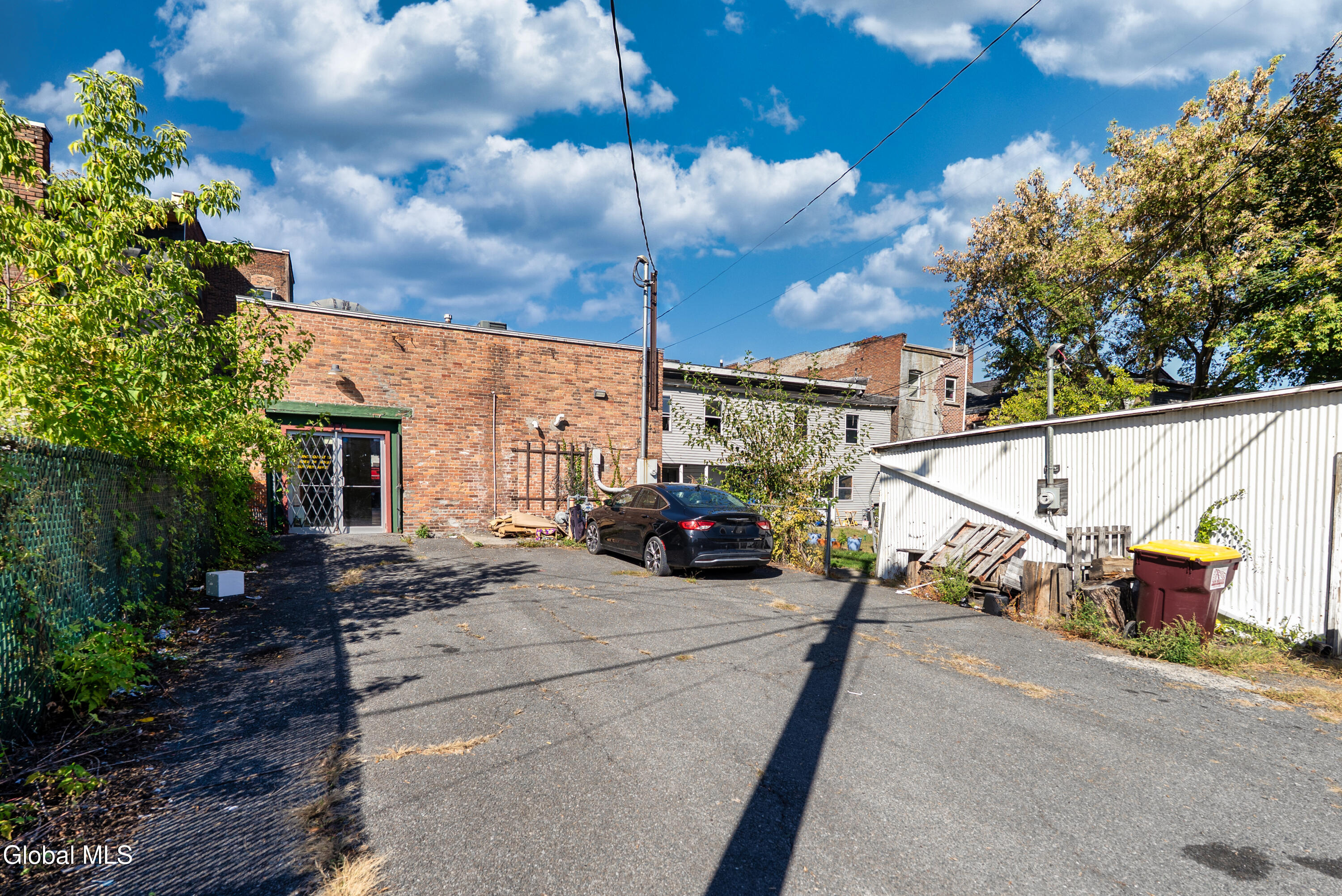 654 2nd Avenue Troy, NY 12182 - Photo 24 of 35 024