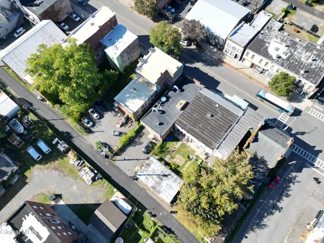 $275,000 | 654 2nd Avenue, Troy, NY 12182