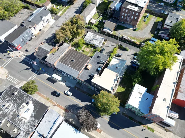 $275,000 | 654 2nd Avenue, Troy, NY 12182