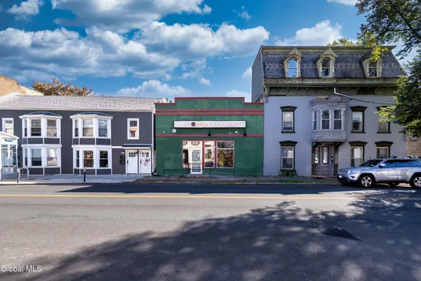 $275,000 | 654 2nd Avenue, Troy, NY 12182