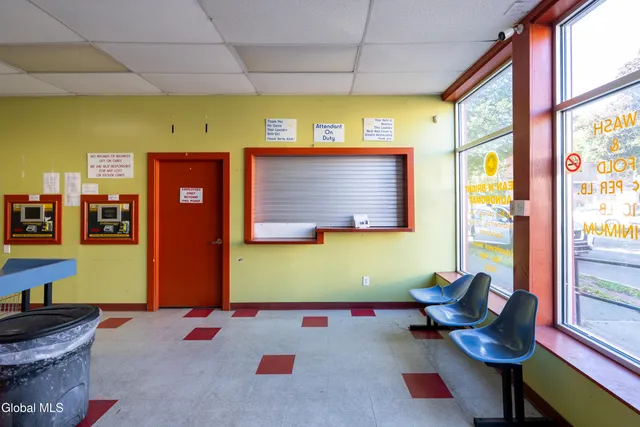 $275,000 | 654 2nd Avenue, Troy, NY 12182