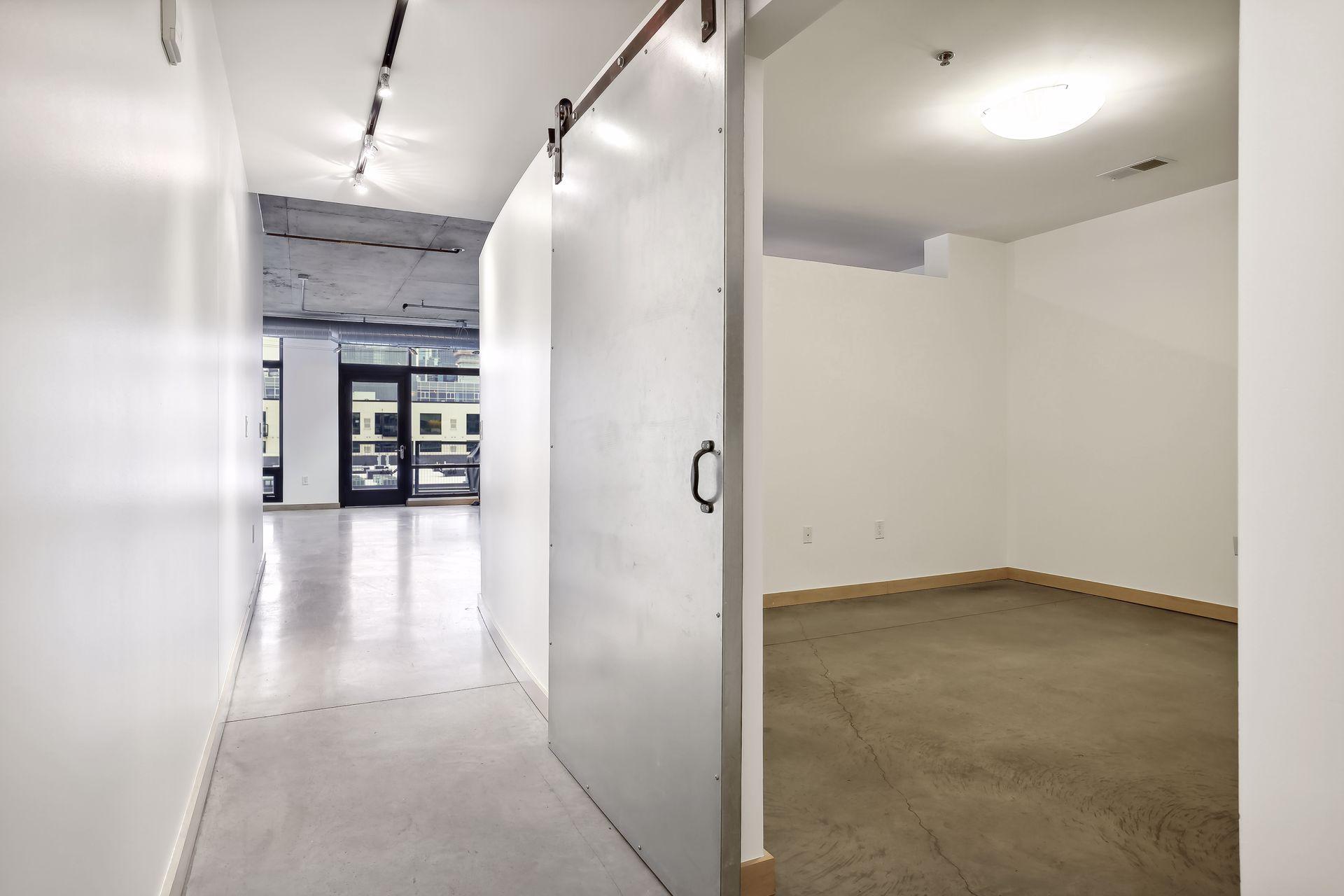 720 North 4th Street, Unit 612 Minneapolis, MN 55401 - Photo 11 of 34