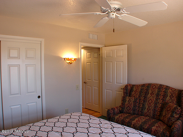 14500 North Line Post Lane Tucson, AZ 85755 - Photo 21 of 35