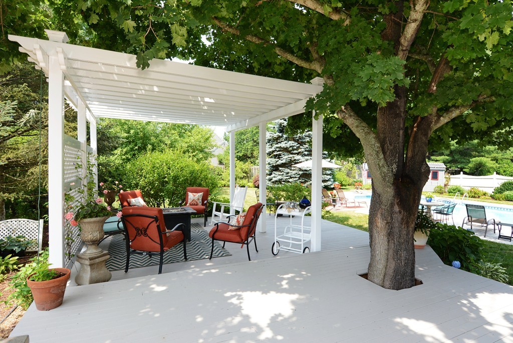 19 Lanthorn Road Northborough, MA 01532 - Photo 4 of 30 a backyard of a house with outdoor seating