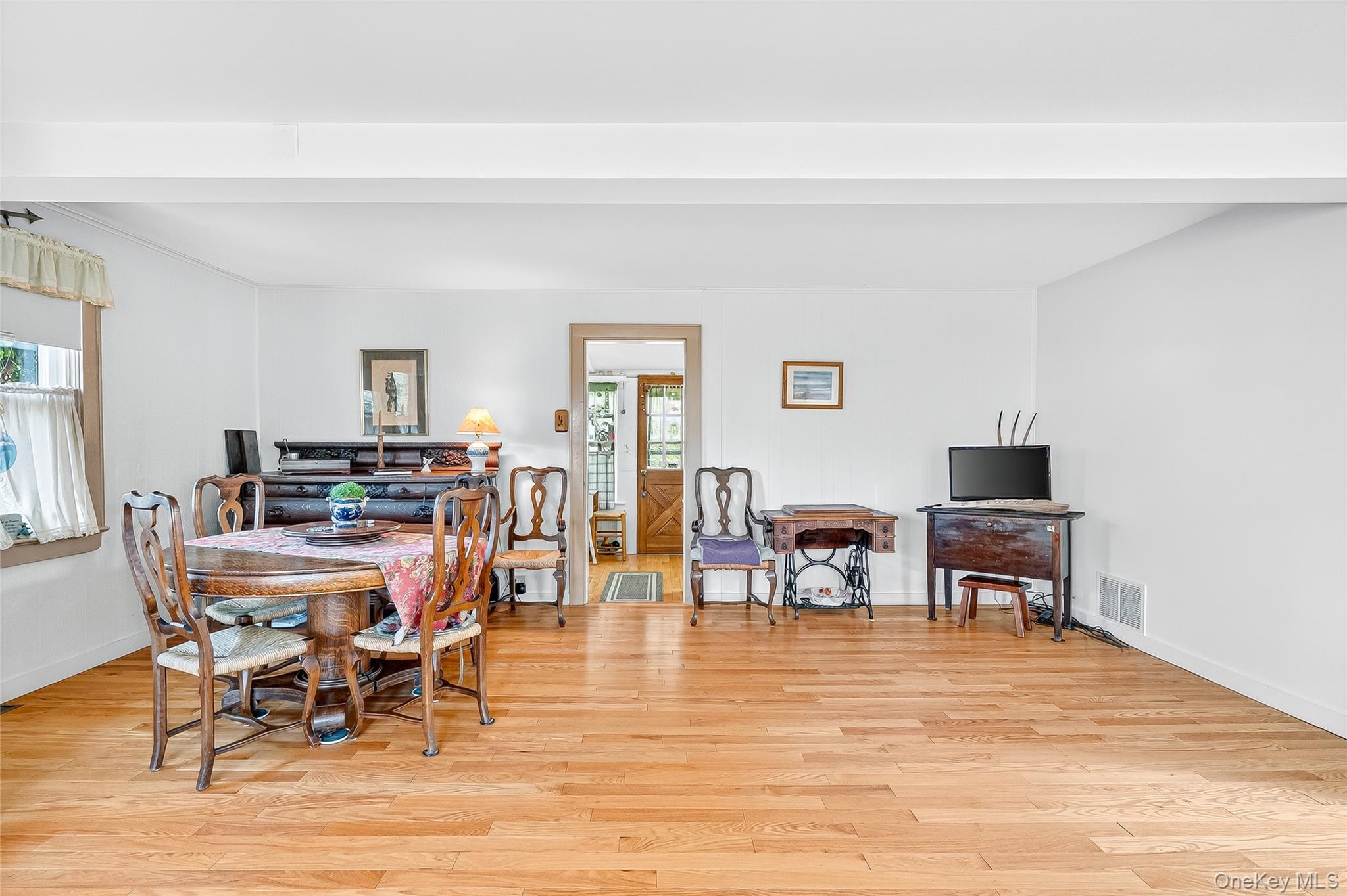 5 Orchard Road North Salem, NY 10509 - Photo 23 of 47 Dining area with light wood finished floors
