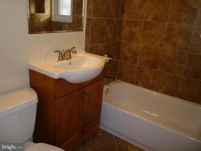 5507 Ivor Street Springfield, VA 22151 - Photo 13 of 23 Master Bath 2
