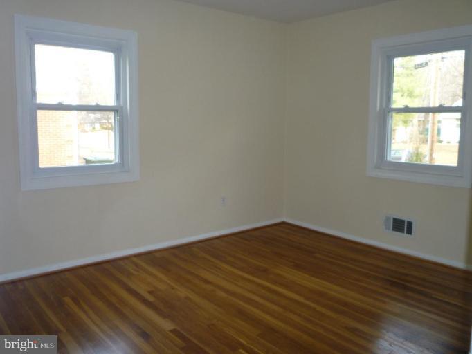 5507 Ivor Street Springfield, VA 22151 - Photo 9 of 23 Bedroom 2