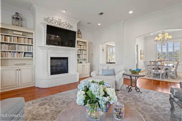 $889,000 | 394 Fly-Away Court, Biloxi, MS 39531