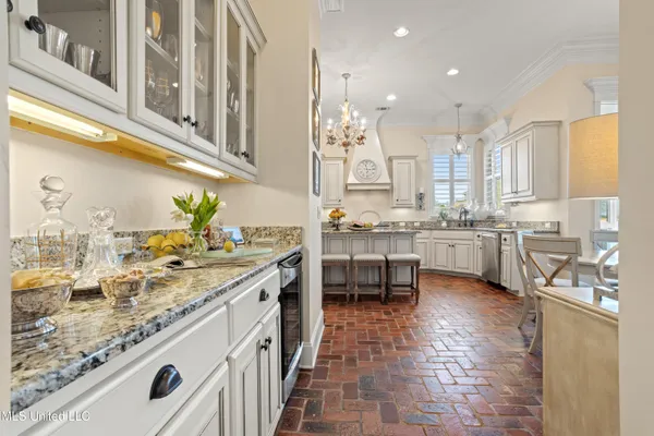 $799,900 | 394 Fly-Away Court, Biloxi, MS 39531