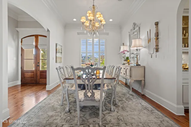 $889,000 | 394 Fly-Away Court, Biloxi, MS 39531