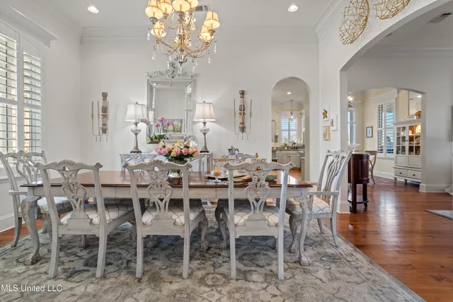 $889,000 | 394 Fly-Away Court, Biloxi, MS 39531