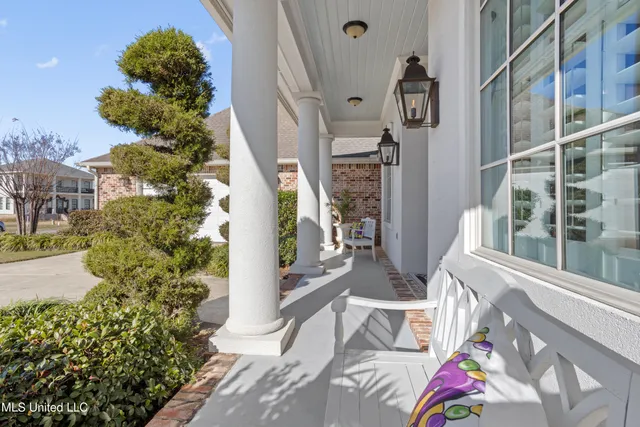 $889,000 | 394 Fly-Away Court, Biloxi, MS 39531