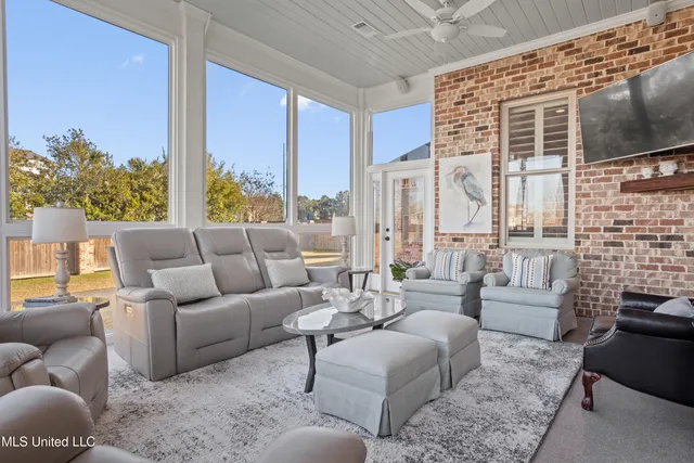 $889,000 | 394 Fly-Away Court, Biloxi, MS 39531