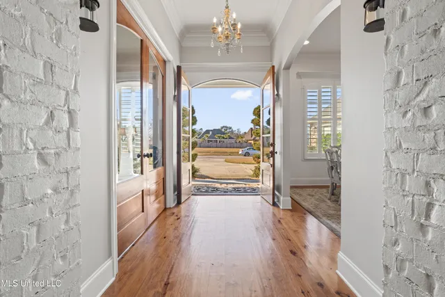 $889,000 | 394 Fly-Away Court, Biloxi, MS 39531