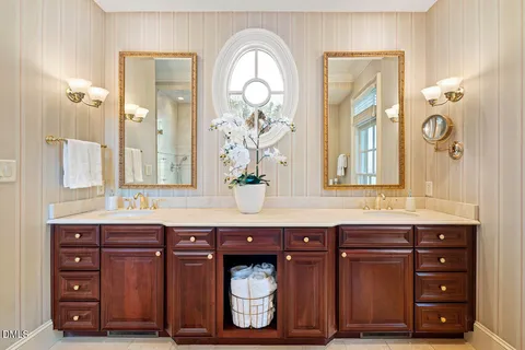 $1,950,000 | 50131 Manly, Chapel Hill, NC 27517