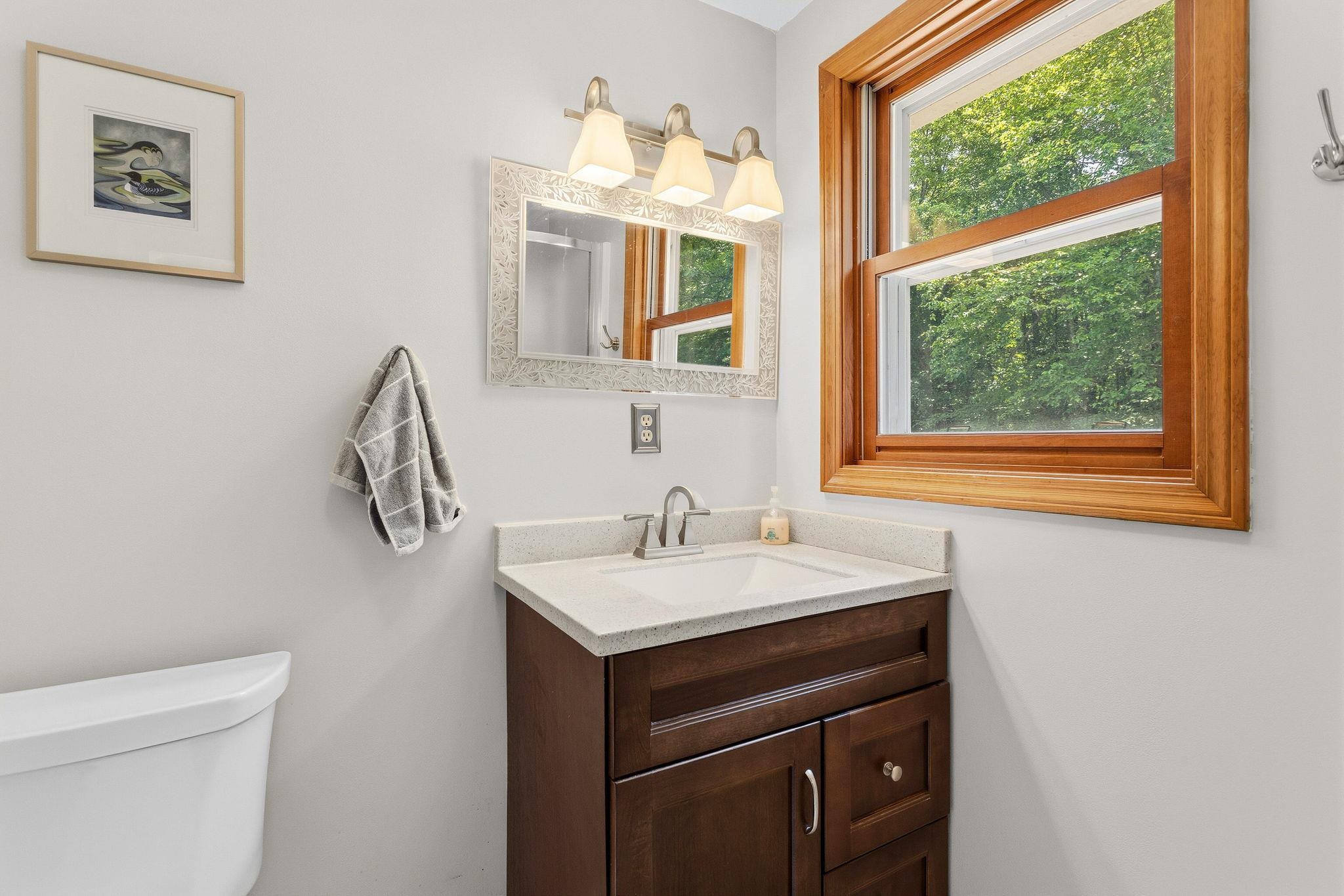 77 Tsienneto Road Derry, NH 03038 - Photo 33 of 57