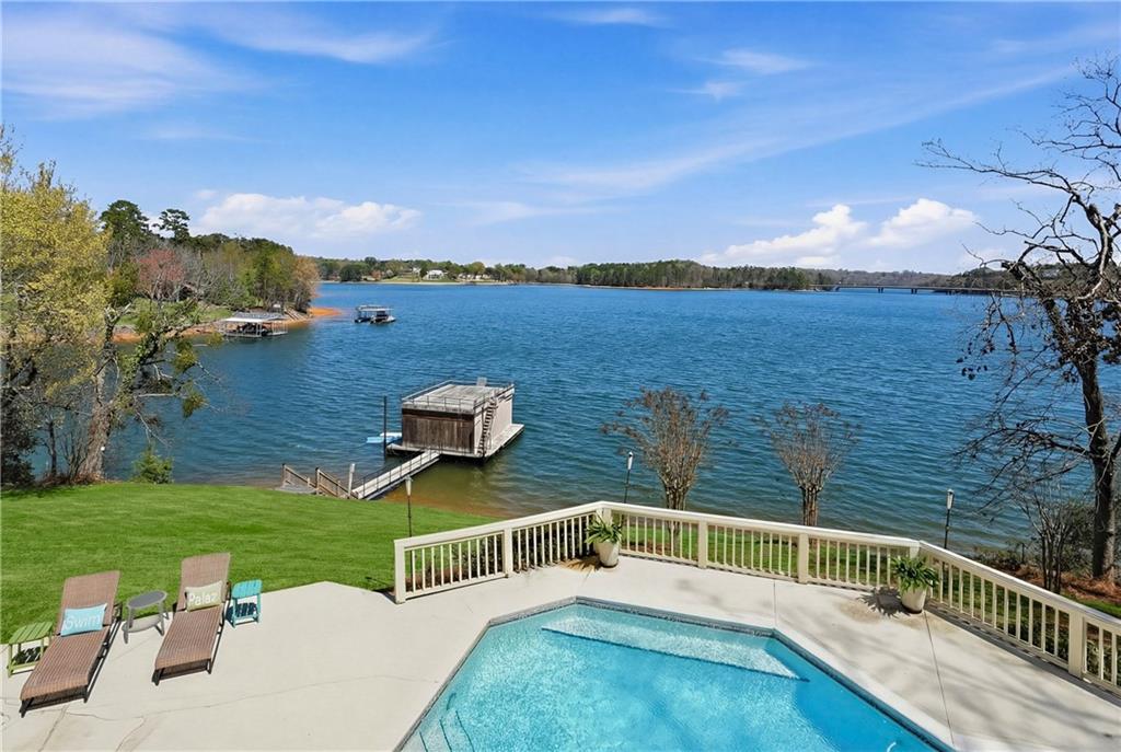 2917 Pointe Drive Gainesville, GA 30506 - Photo 2 of 65