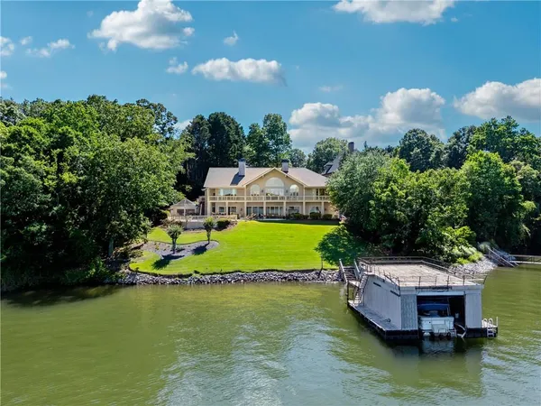 $2,450,000 | 2917 Pointe Drive, Gainesville, GA 30506