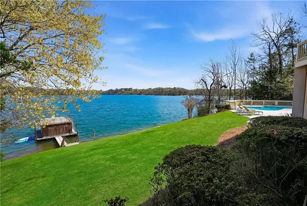 $2,450,000 | 2917 Pointe Drive, Gainesville, GA 30506