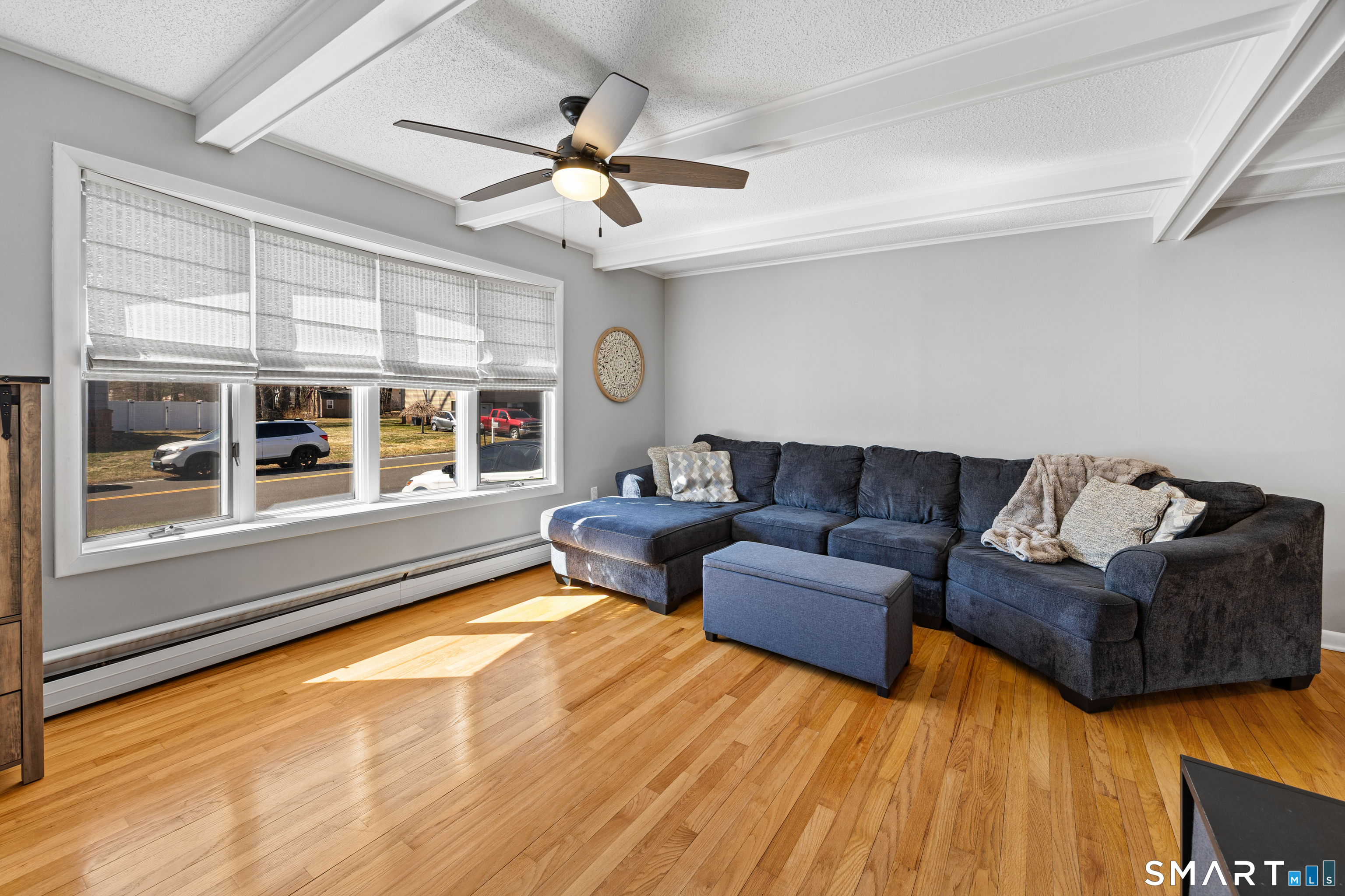 41 Buckland Street Wolcott, CT 06716 - Photo 4 of 35